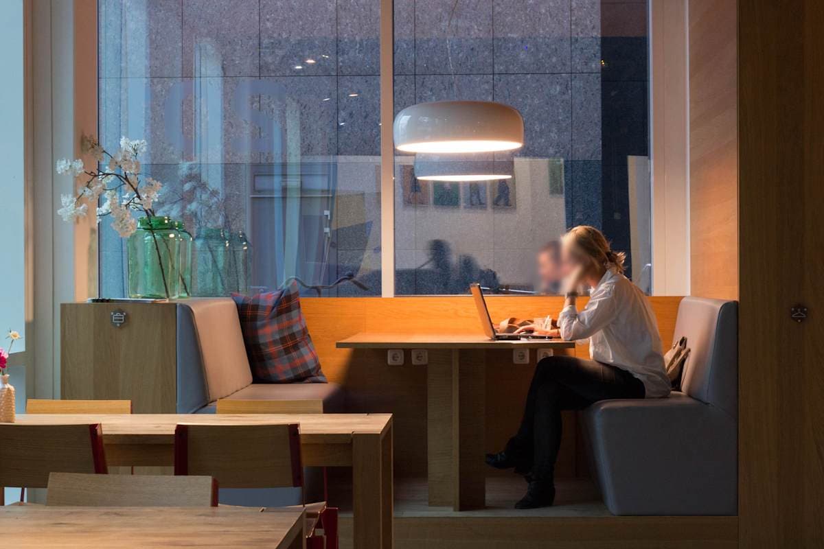 Spaces Zuidas I interior photo 11