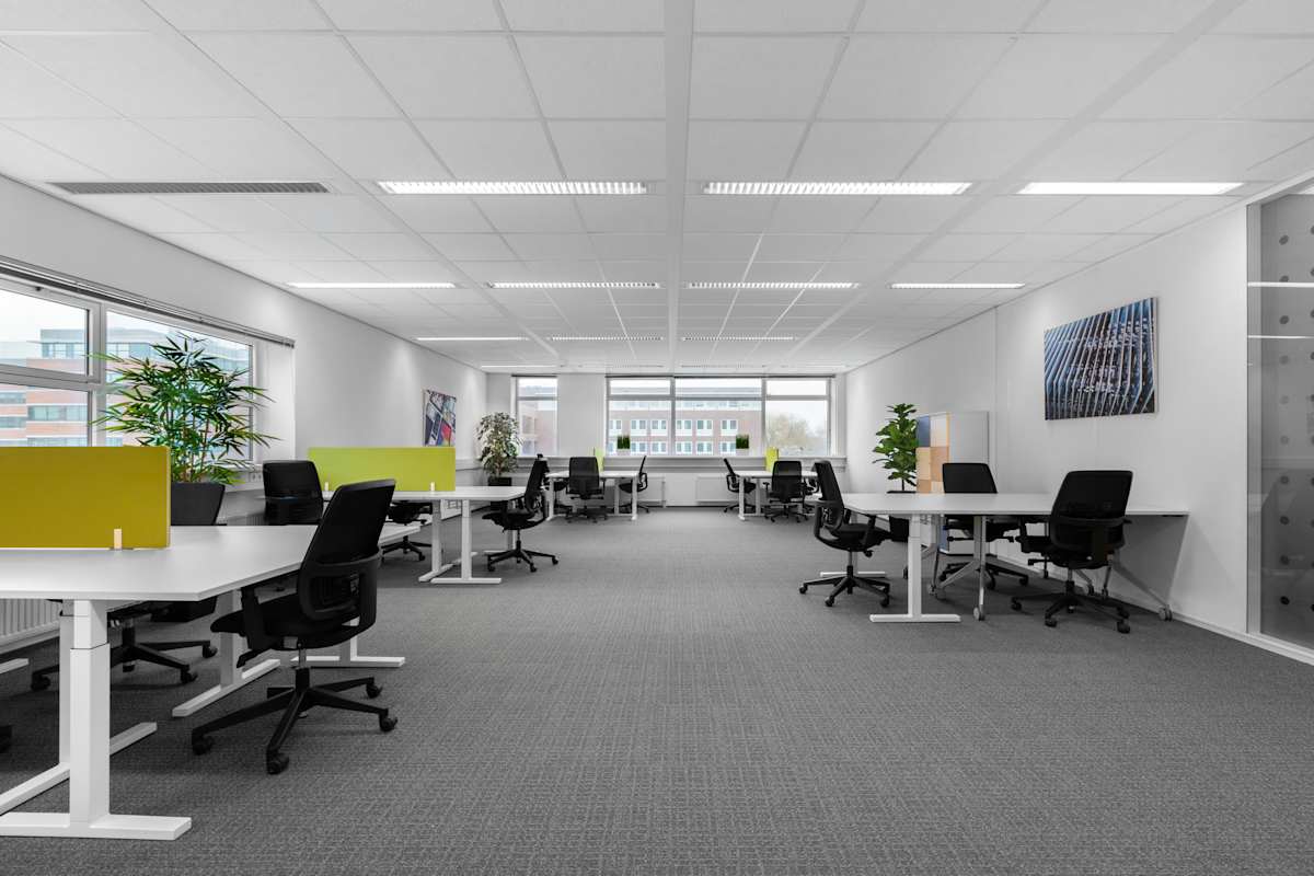 Regus - Schiphol Rijk interior photo 4