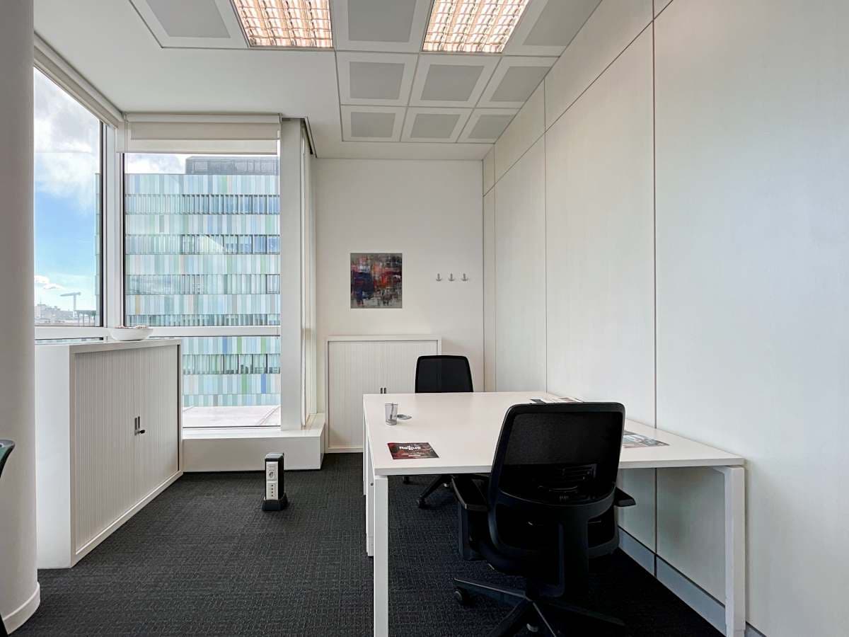 Regus - Milan, Maciachini Center interior photo 4