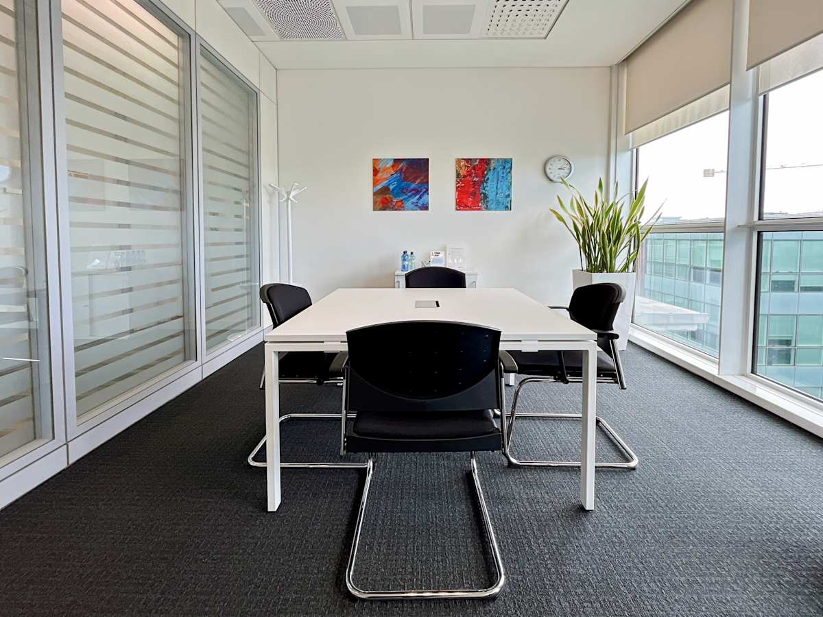 Regus - Milan, Maciachini Center interior photo 9