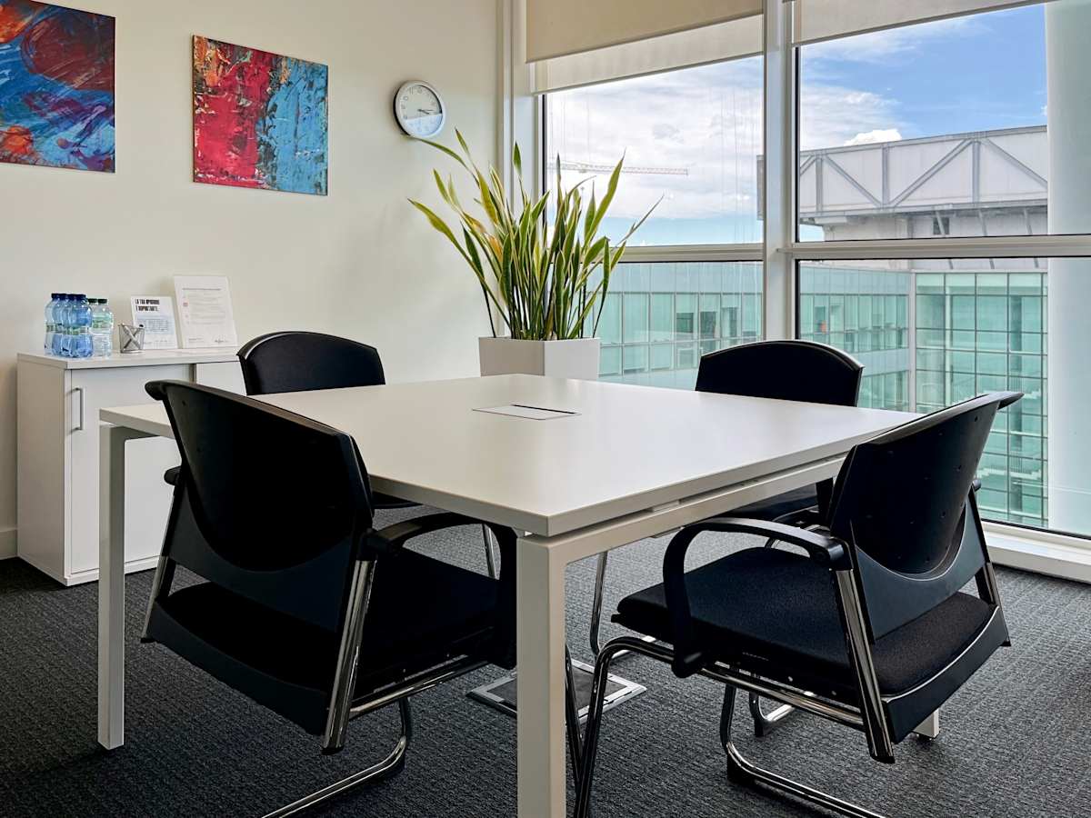 Regus - Milan, Maciachini Center interior photo 10