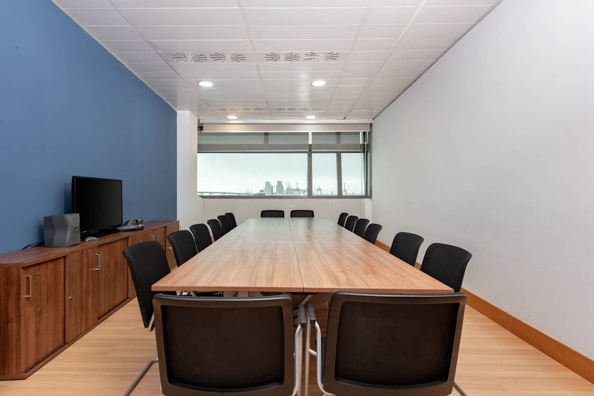 Regus - Barcelona World Trade Centre interior photo 3