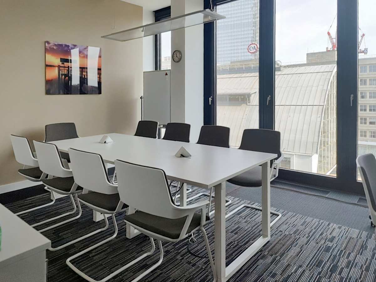 Regus Alexanderplatz interior photo 3