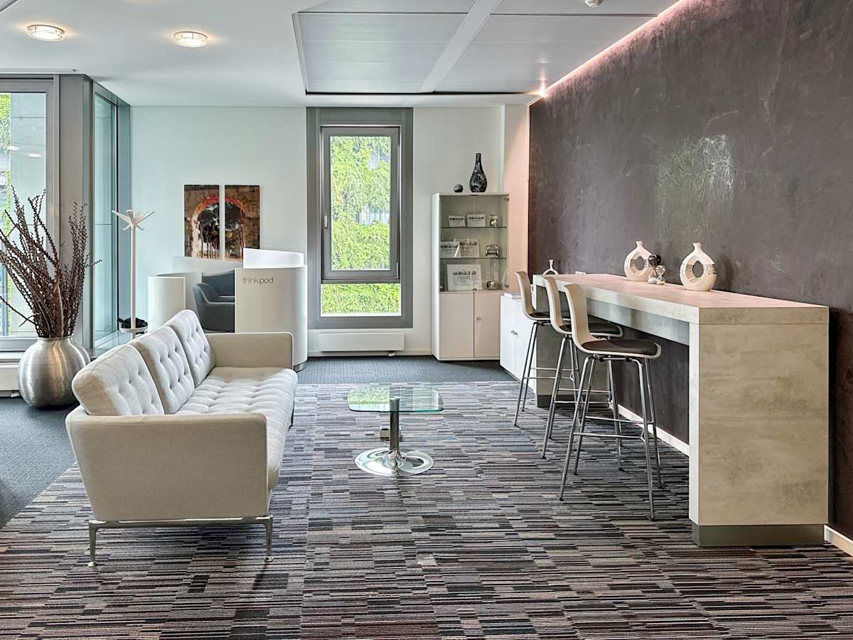 Regus - Stuttgart, Stuttgart City Plaza interior photo 5