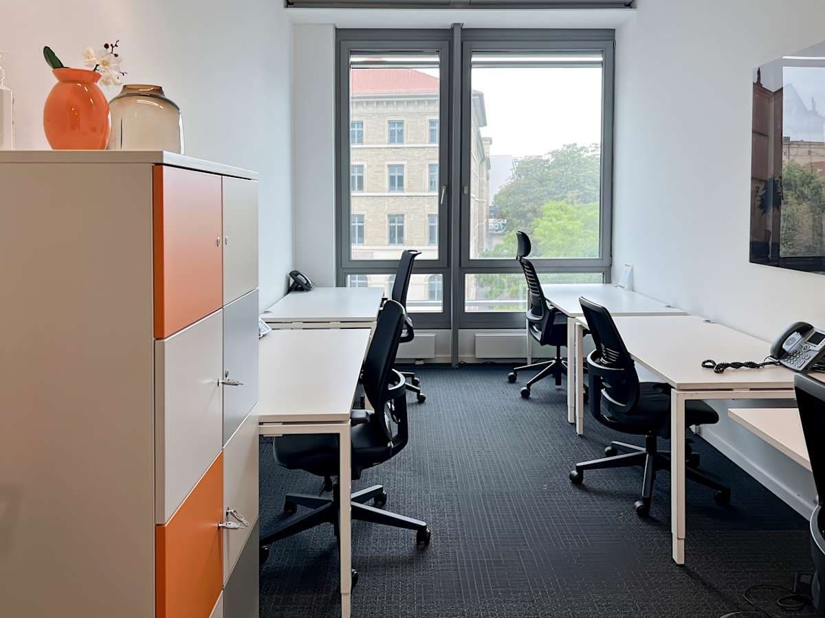 Regus - Stuttgart, Stuttgart City Plaza interior photo 8