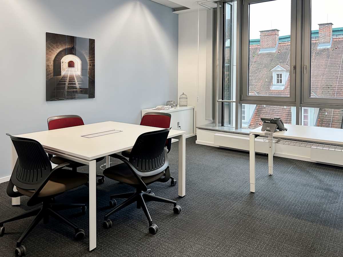 Regus - Stuttgart, Stuttgart City Plaza interior photo 10