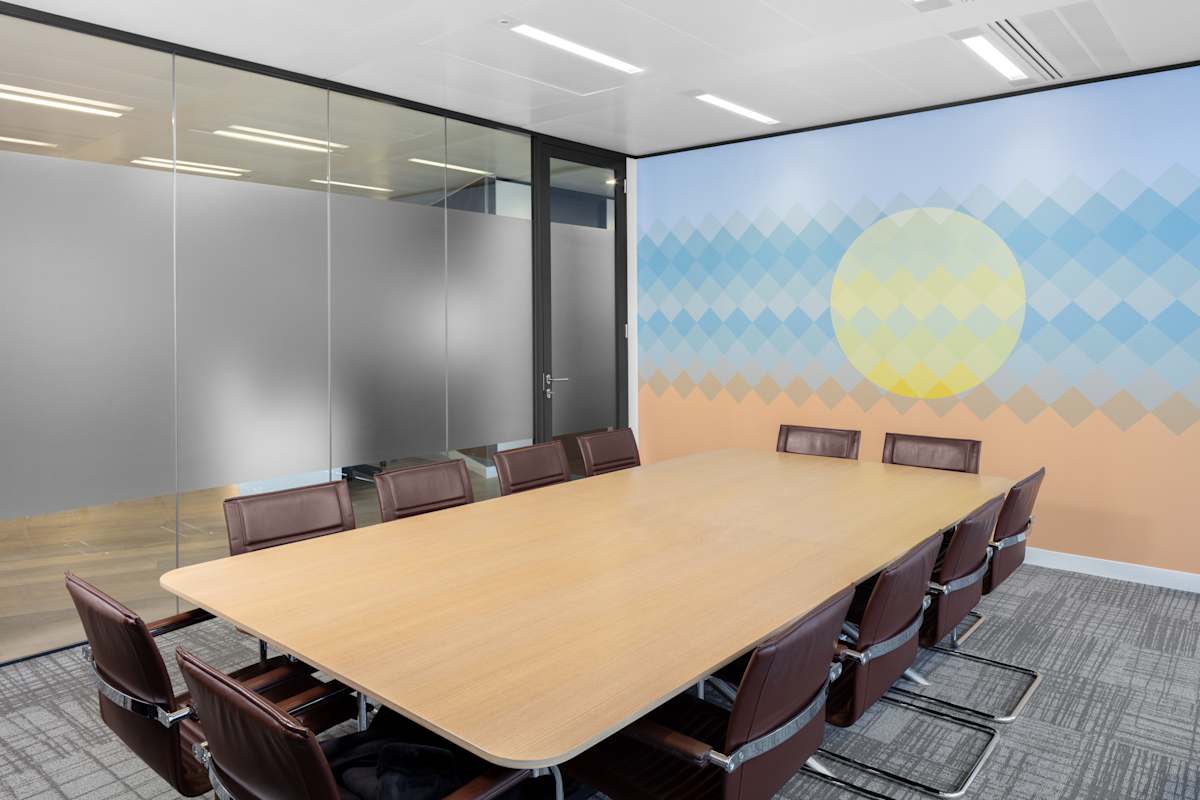 Regus - London, London Bridge - The News Building interior photo 3