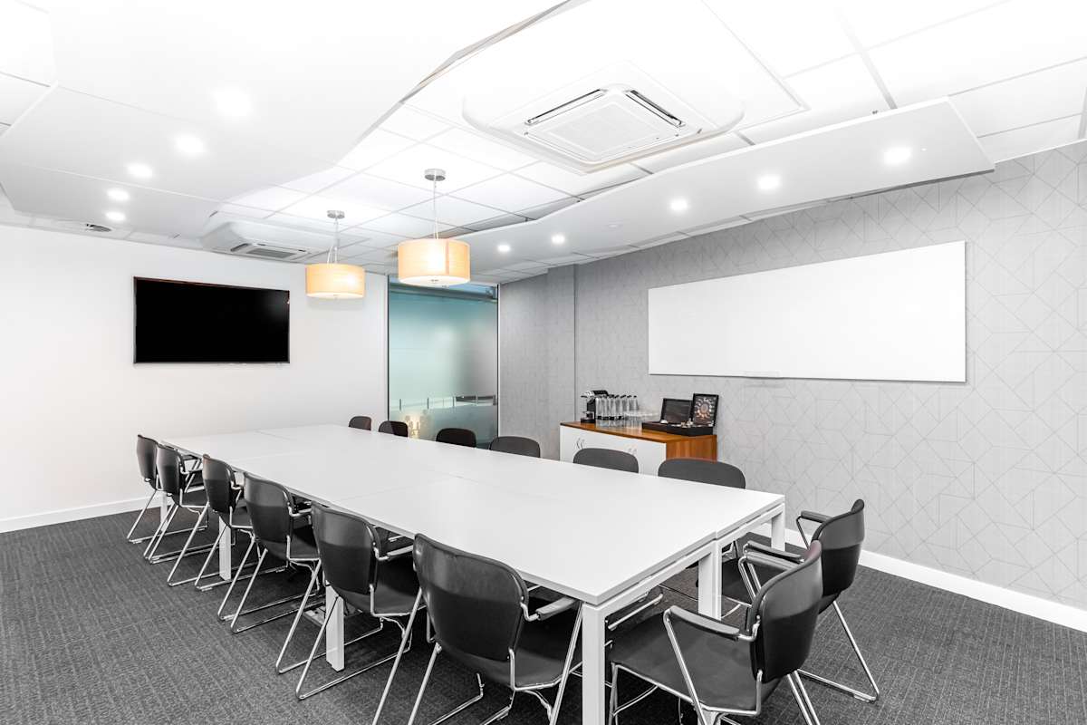 Regus - London, Piccadilly Circus interior photo 3