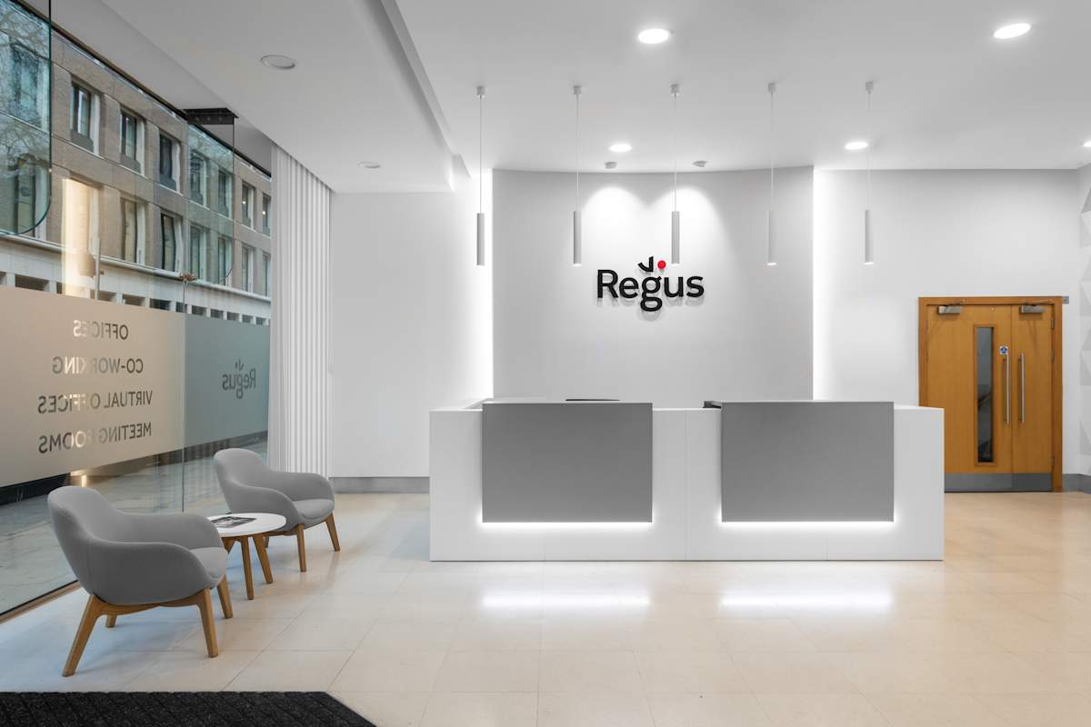 Regus - London, Hanover Square - No 17 interior photo 2