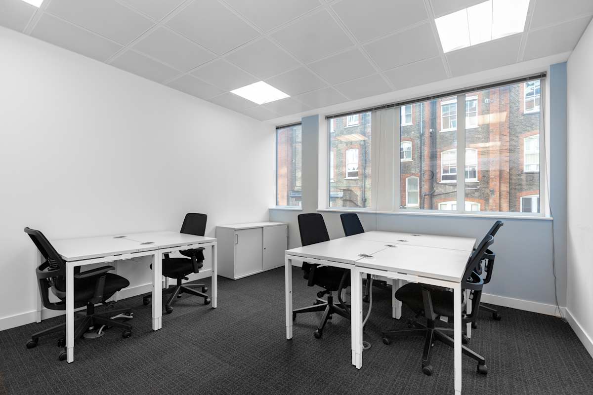 Regus - London, Oxford Street (Marble Arch) interior photo 4