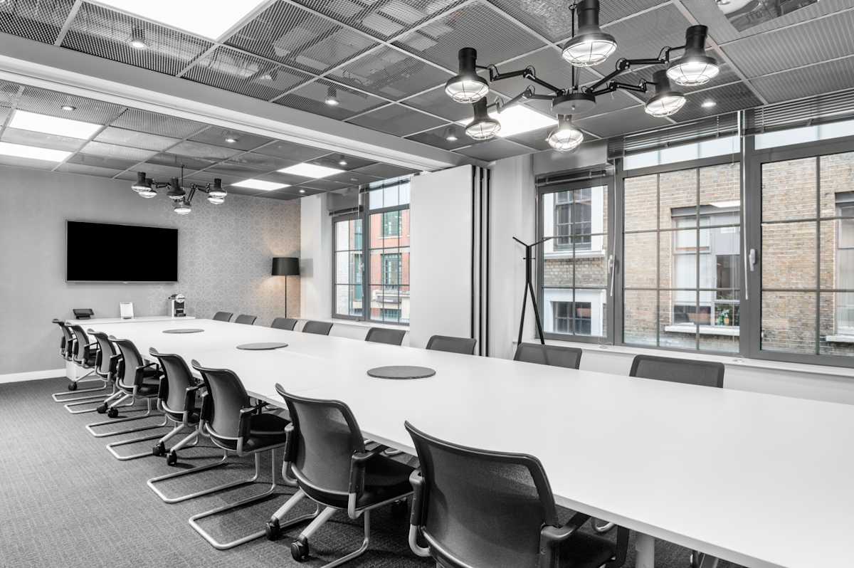 Regus - London, Old Street interior photo 3