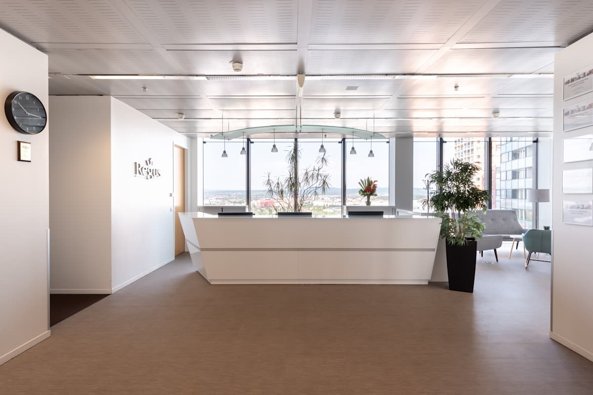Regus Twin Towers interior photo 2