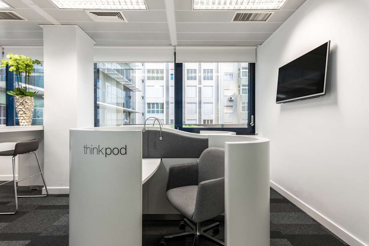 Regus - Lisbon, Amoreiras interior photo 6