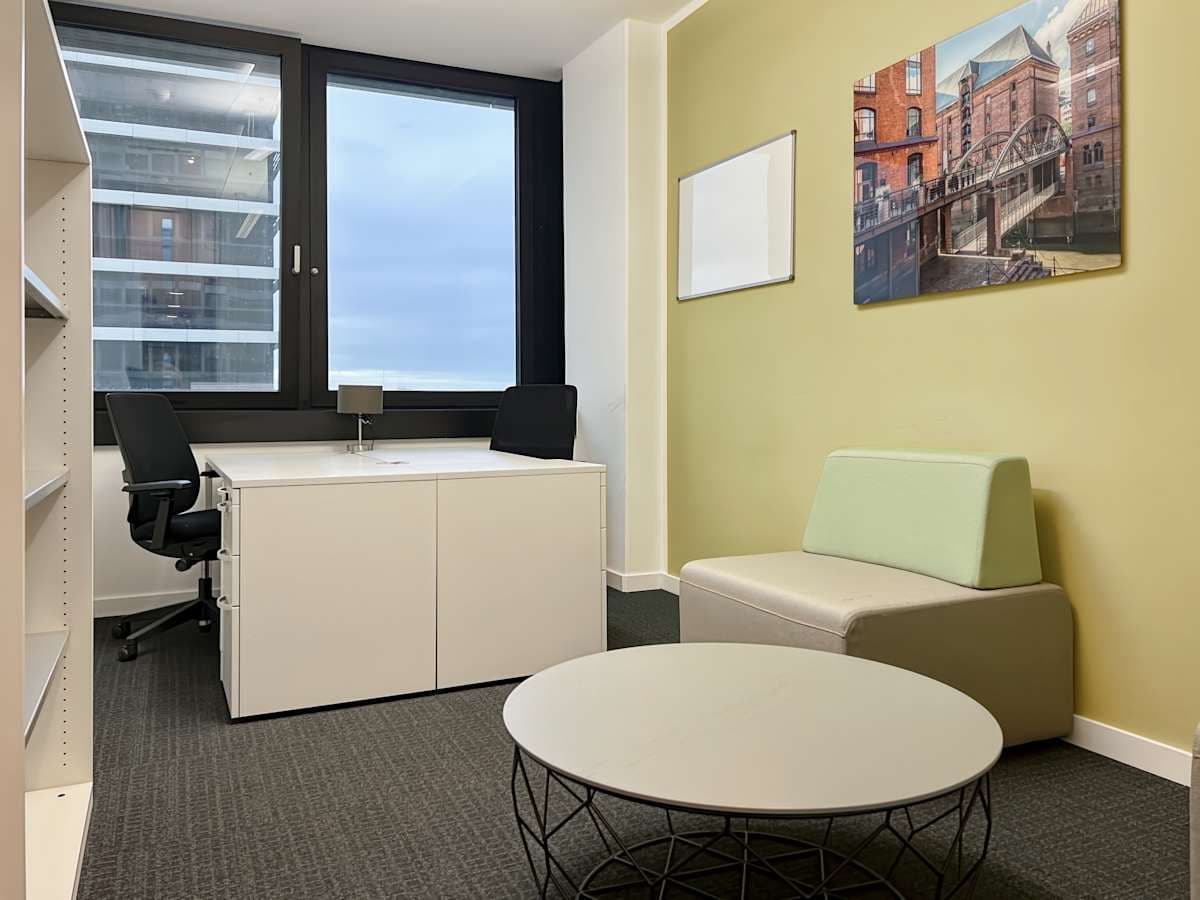 Regus - Hamburg, Mundsburg Tower interior photo 4