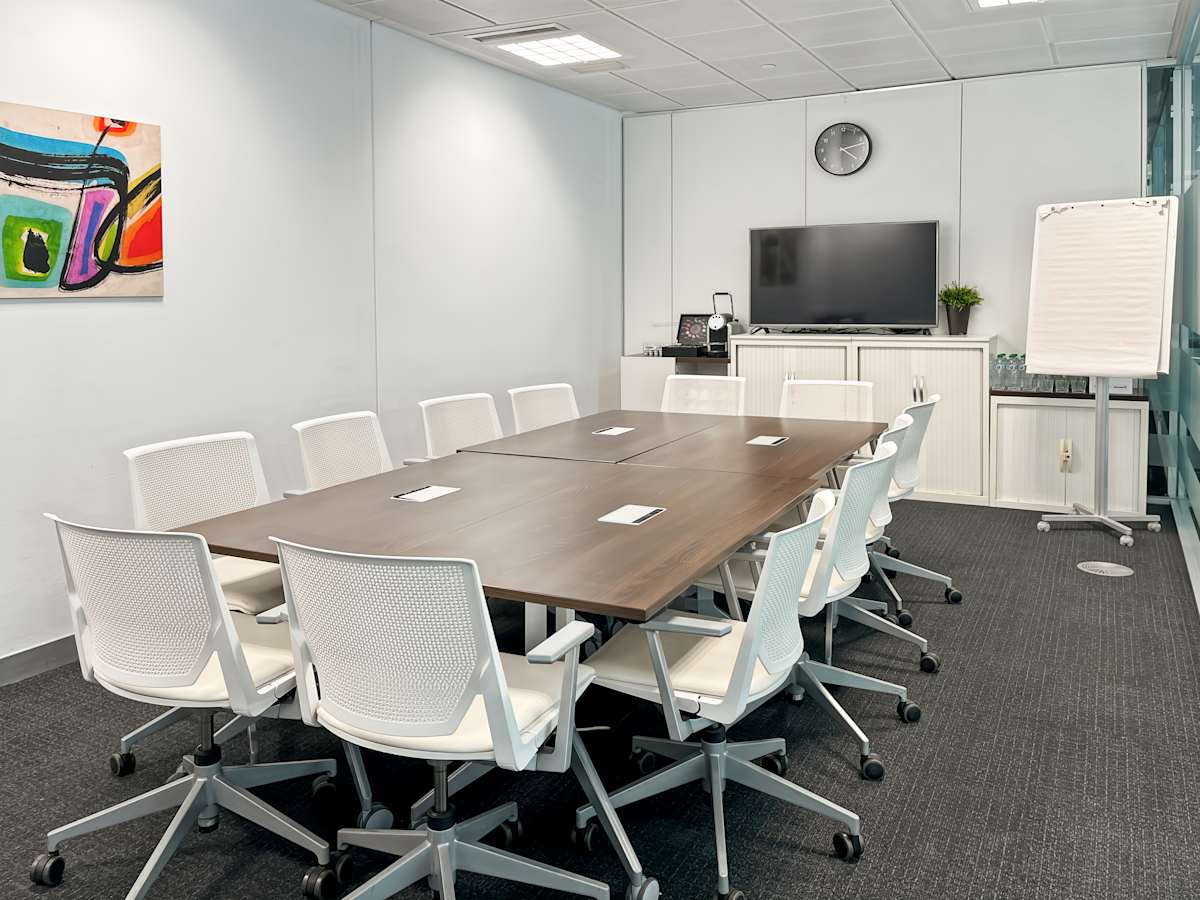 Regus - Torre de Cristal interior photo 6