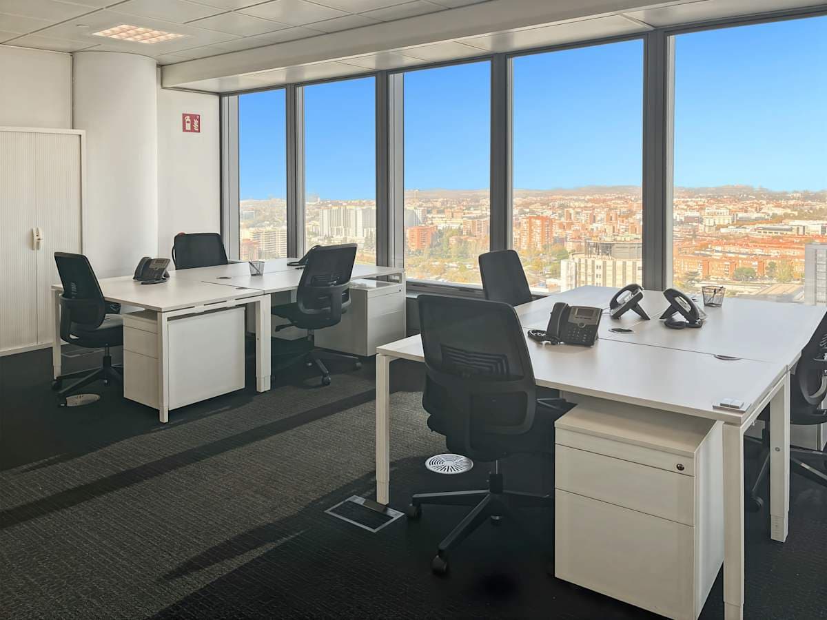 Regus - Torre de Cristal interior photo 8