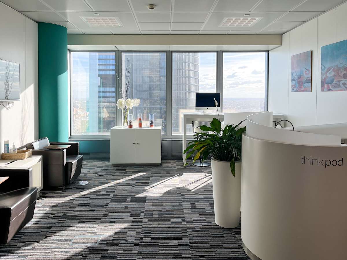 Regus - Torre de Cristal interior photo 9