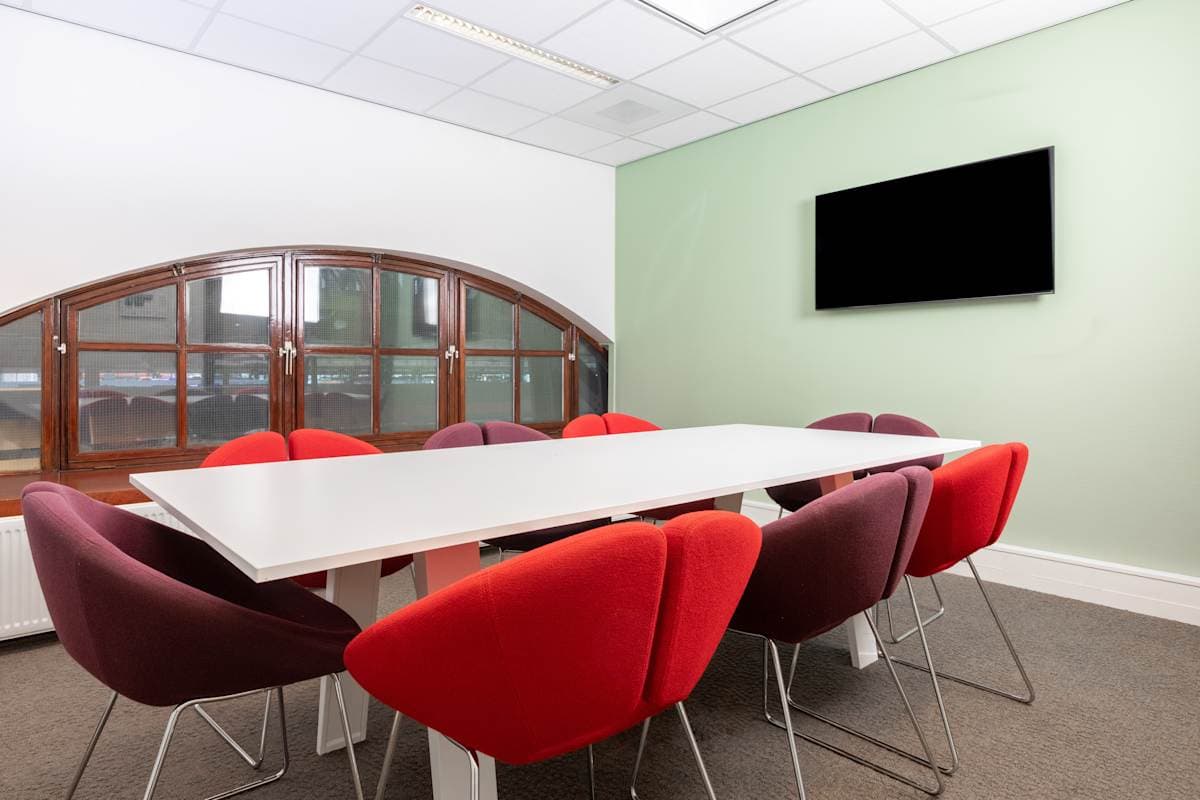 Regus Express - Amsterdam Centraal NS International interior photo 4
