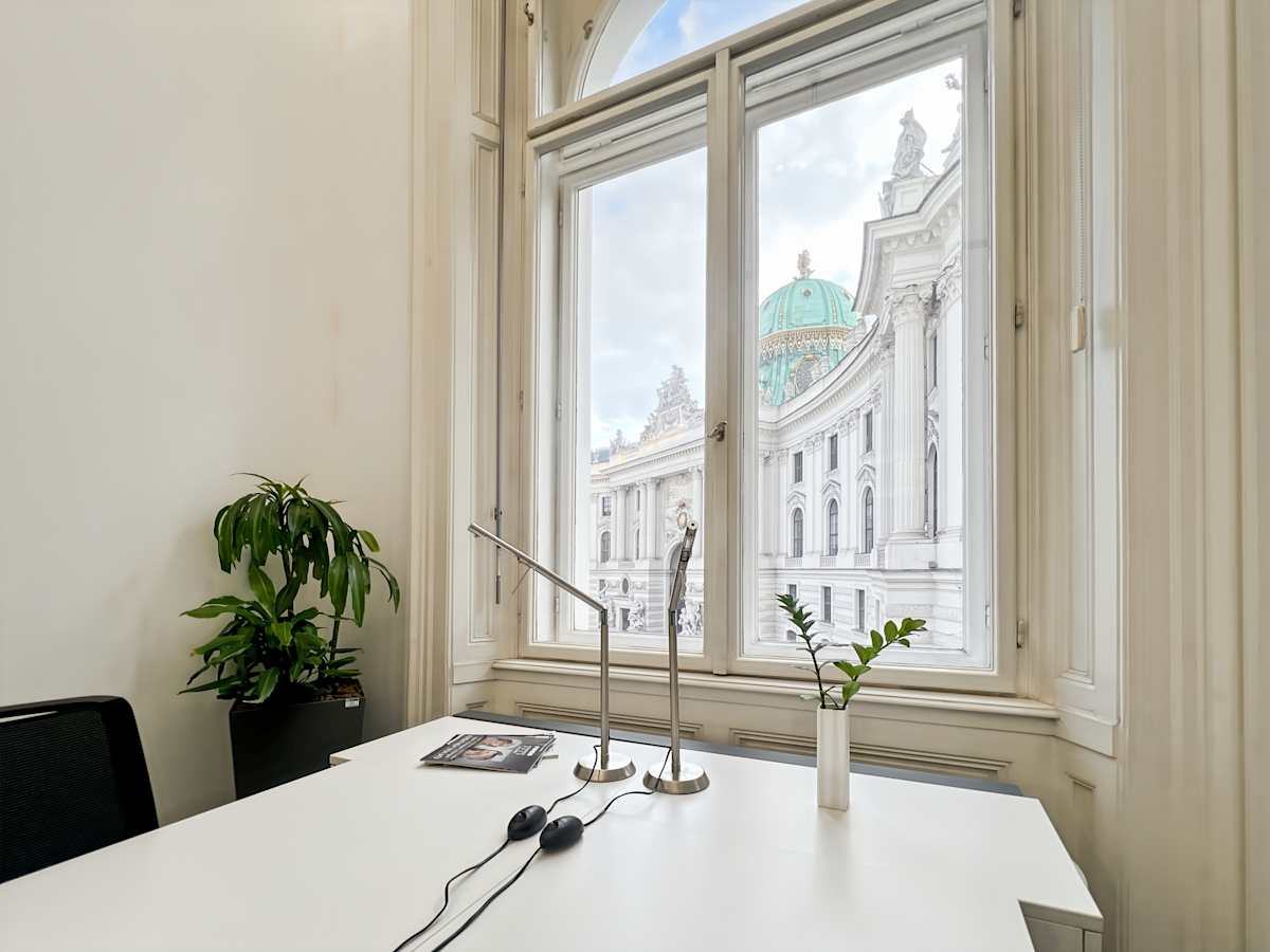 Regus Le Palais interior photo 12