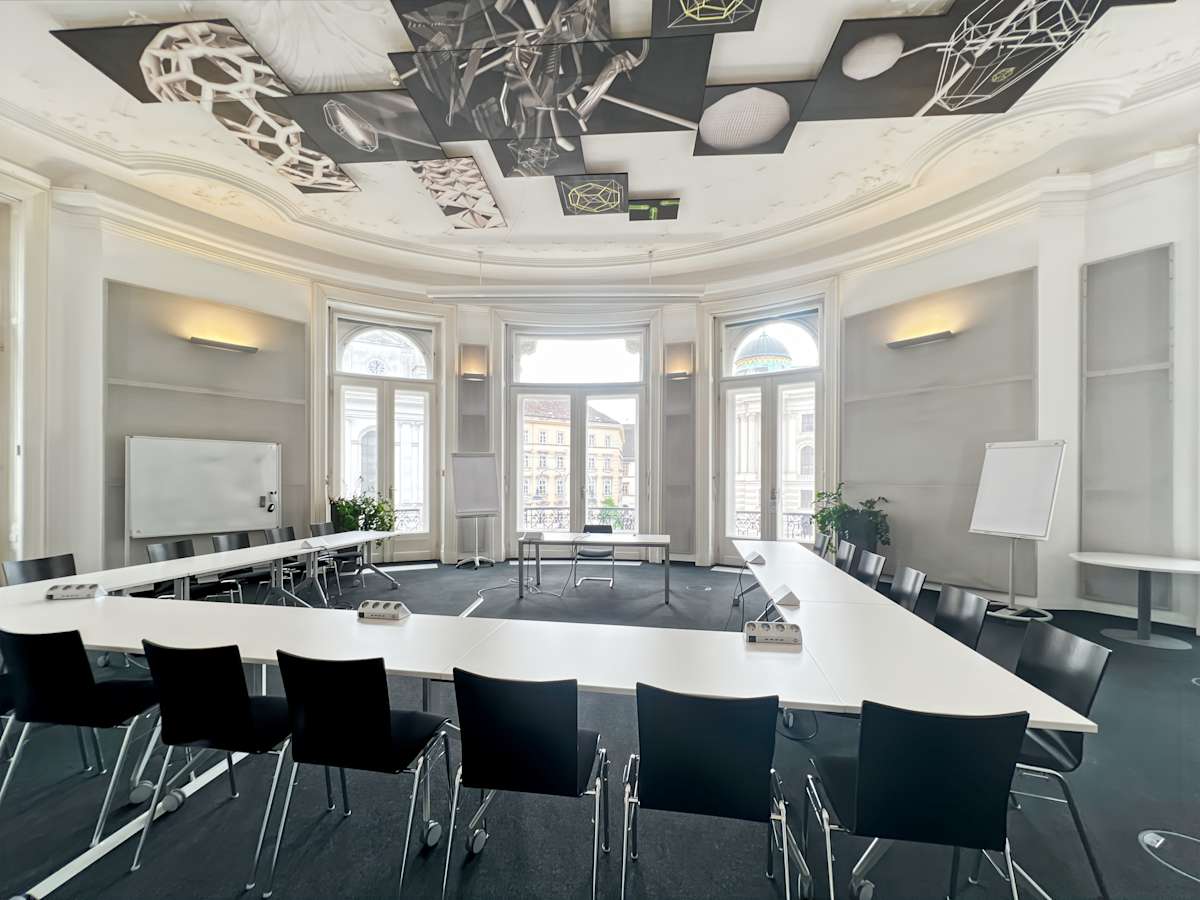 Regus Le Palais interior photo 3