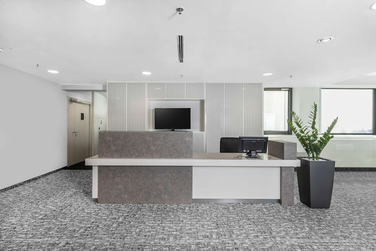 Regus Millennium Tower interior photo 2