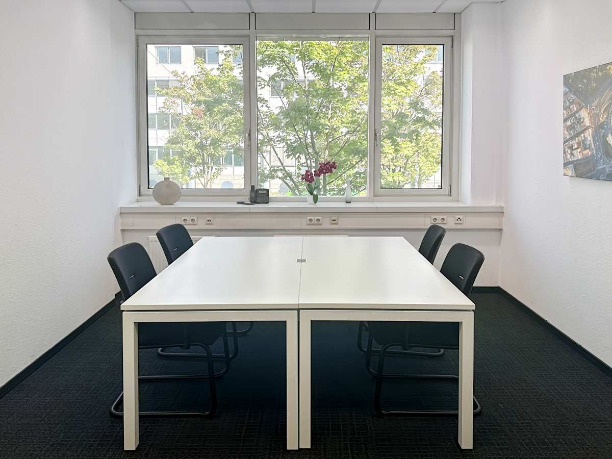 HQ - Stuttgart, HQ Offisto interior photo 13