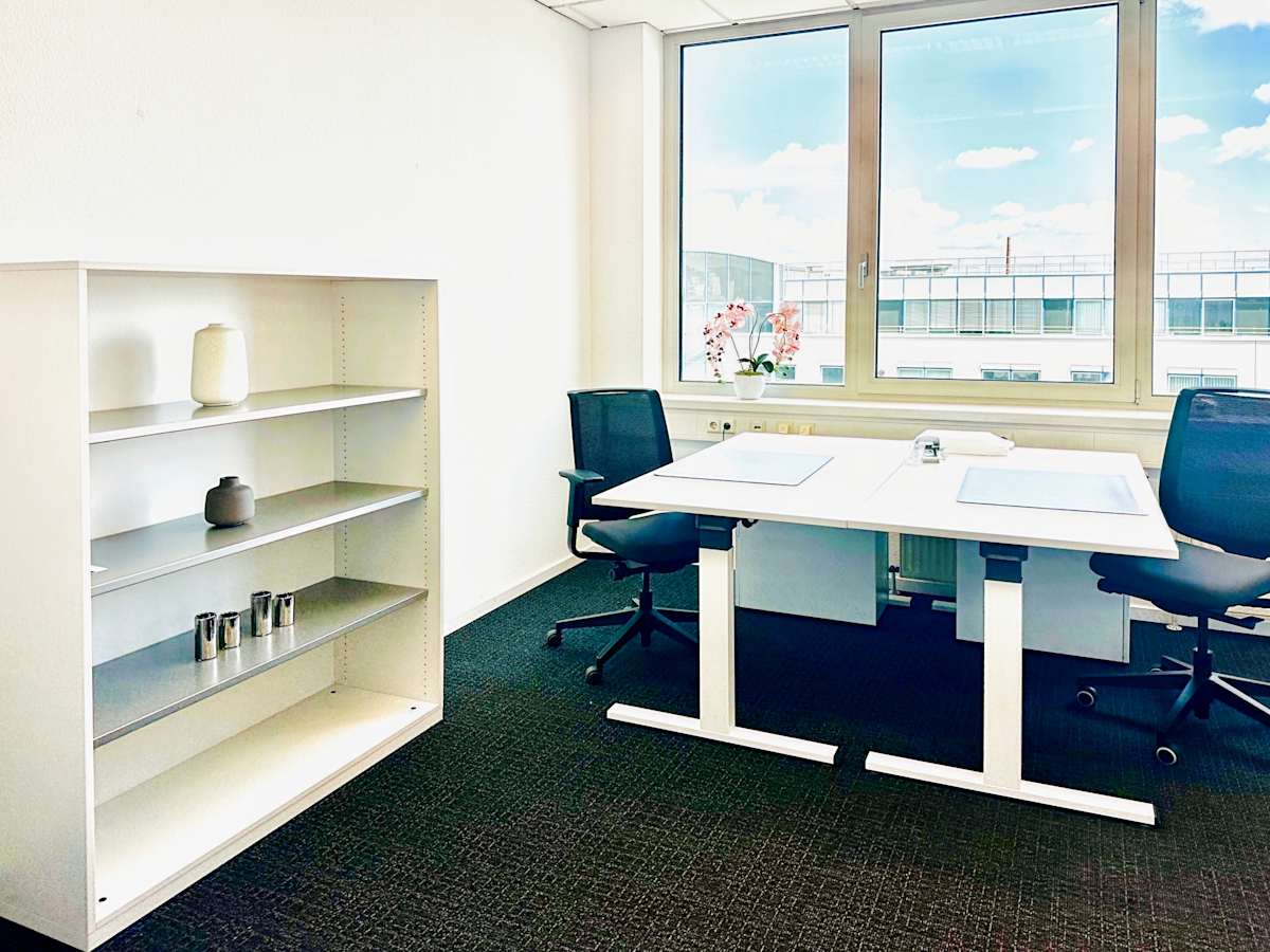 HQ - Stuttgart, HQ Offisto interior photo 7