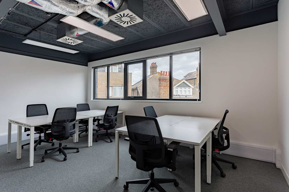 Spaces Teddington interior photo 7