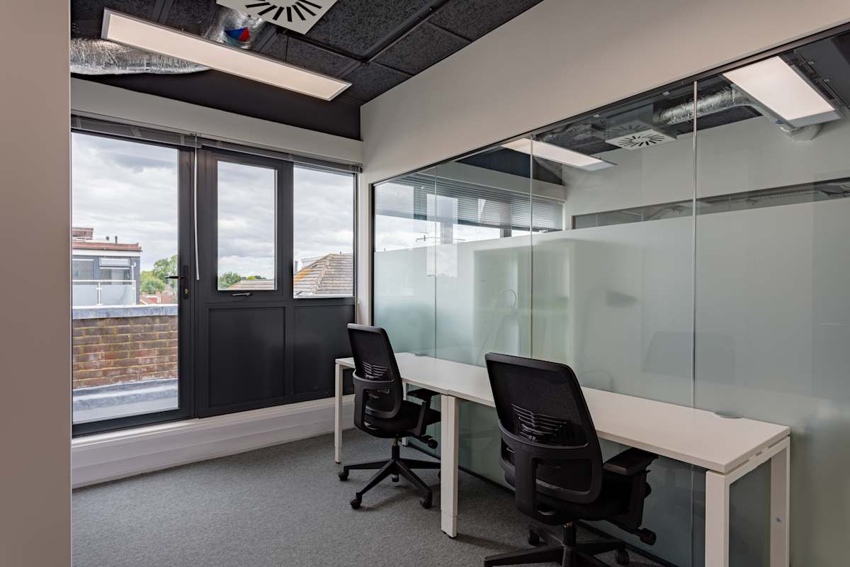 Spaces Teddington interior photo 9