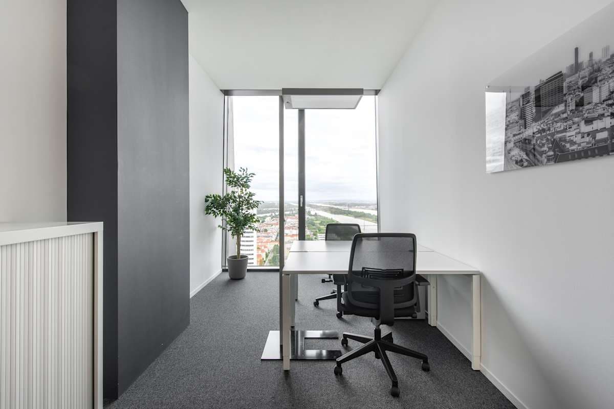 Regus DC Tower interior photo 4
