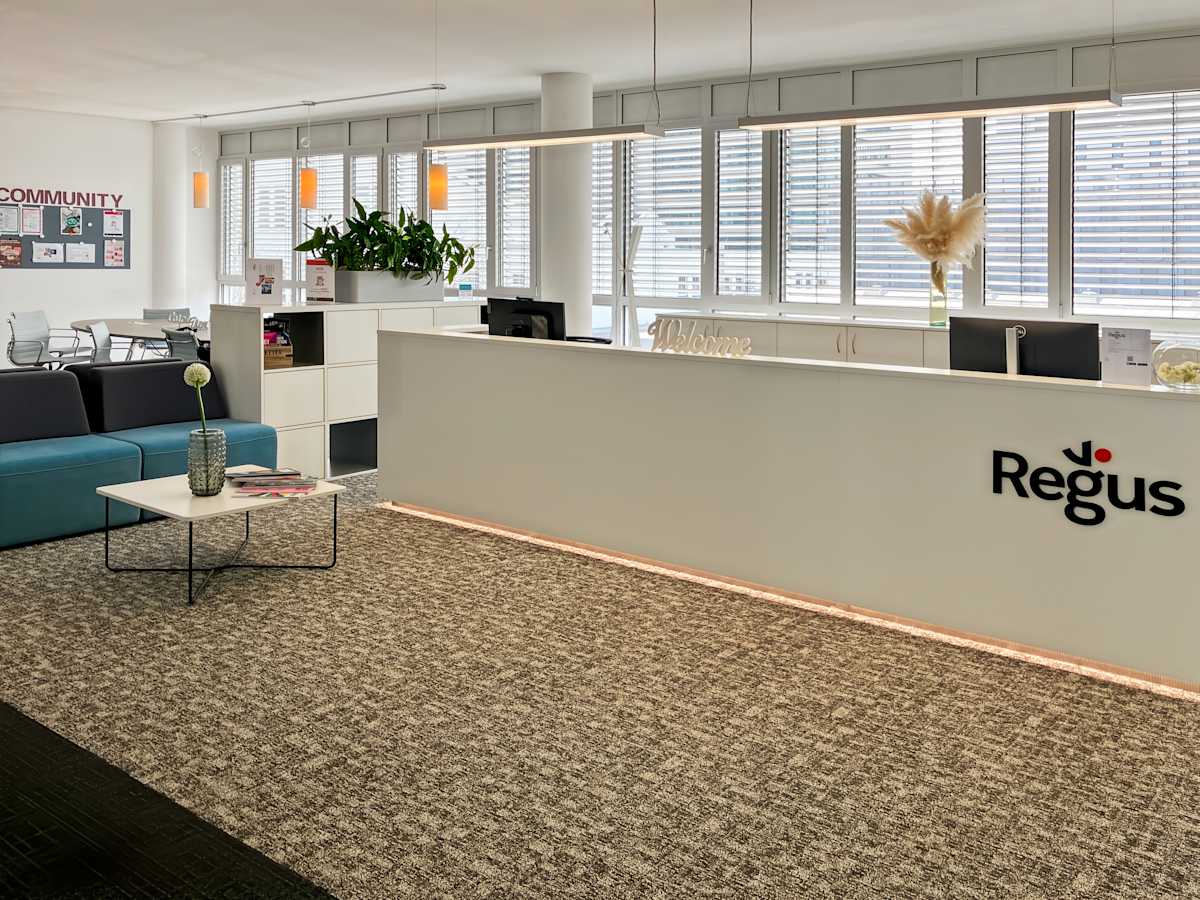 Regus - Eschborn, Business Park interior photo 2