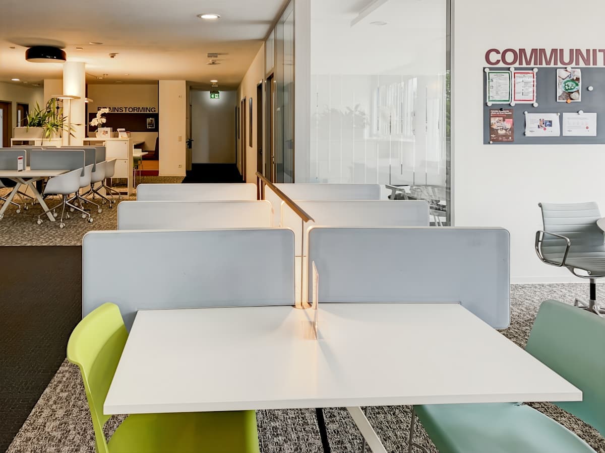 Regus - Eschborn, Business Park interior photo 8