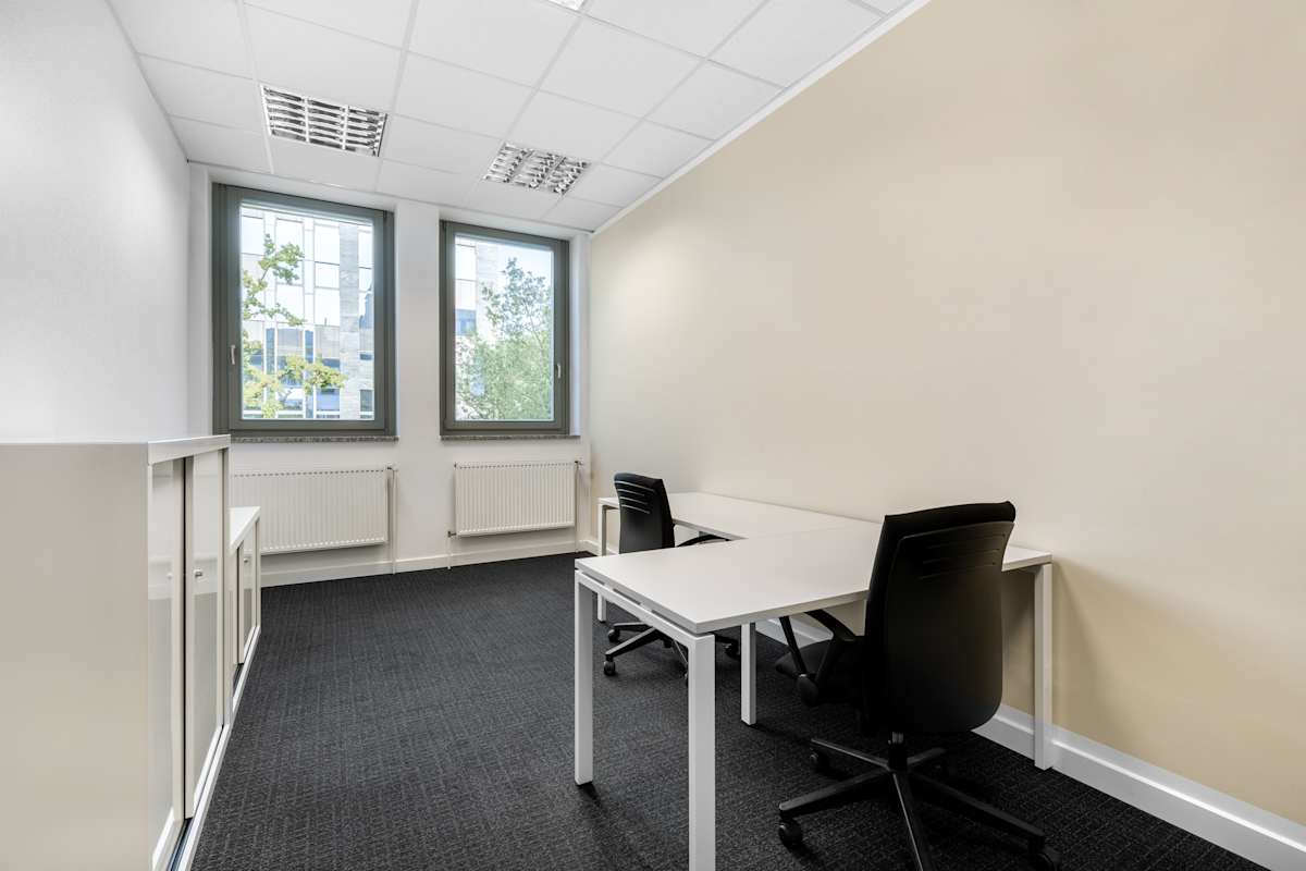 Regus Nürnberg Südwestpark interior photo 5