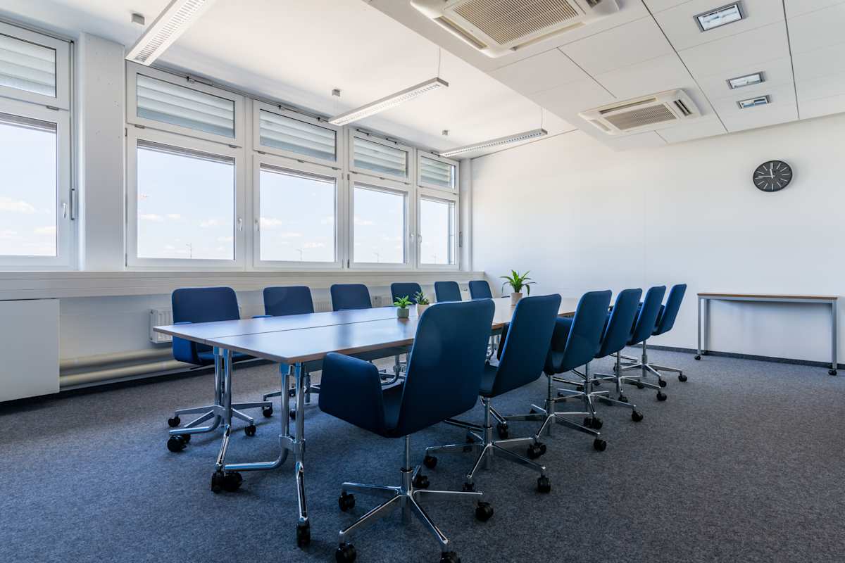 Regus - Nuremberg, Nürnberg Airport interior photo 3