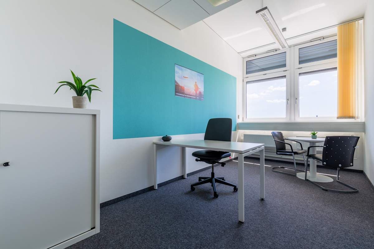Regus - Nuremberg, Nürnberg Airport interior photo 4