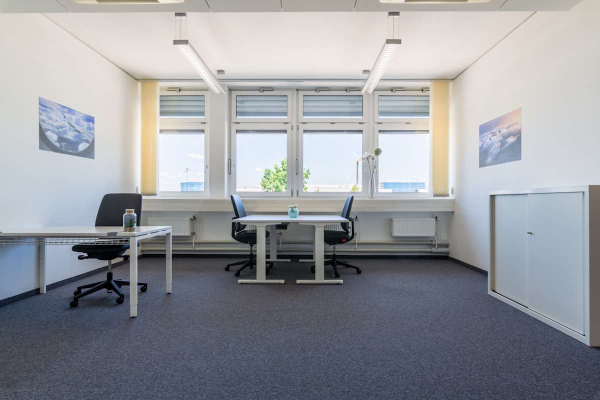 Regus - Nuremberg, Nürnberg Airport interior photo 6