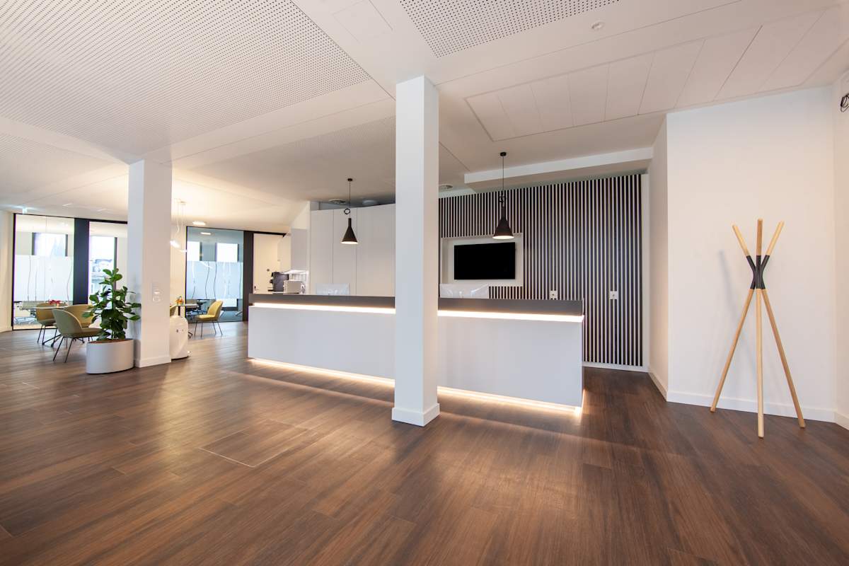 Regus Bremen City Gate interior photo 2