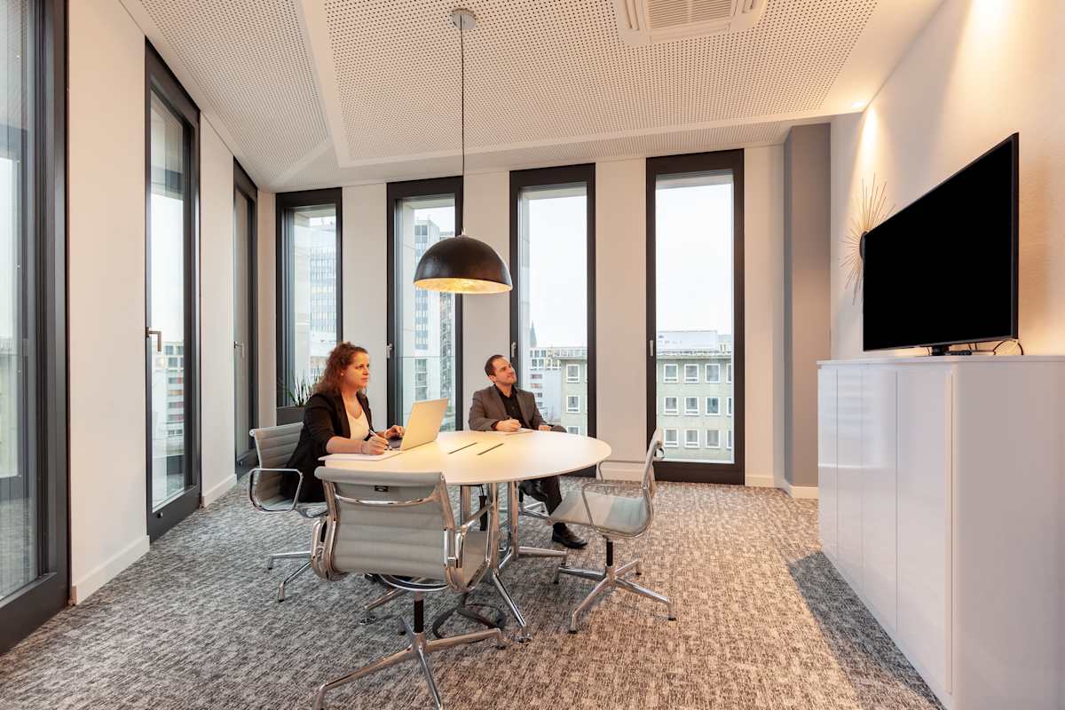 Regus Bremen City Gate interior photo 13