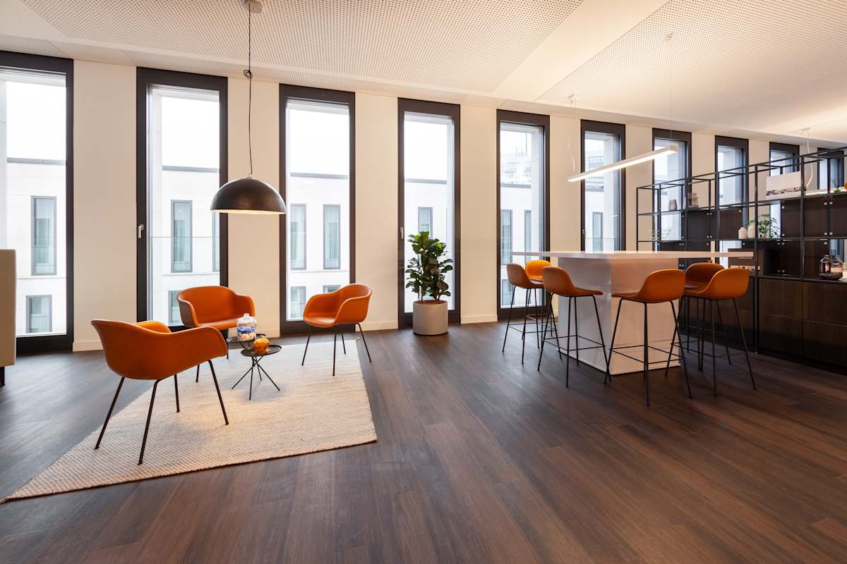 Regus Bremen City Gate interior photo 5