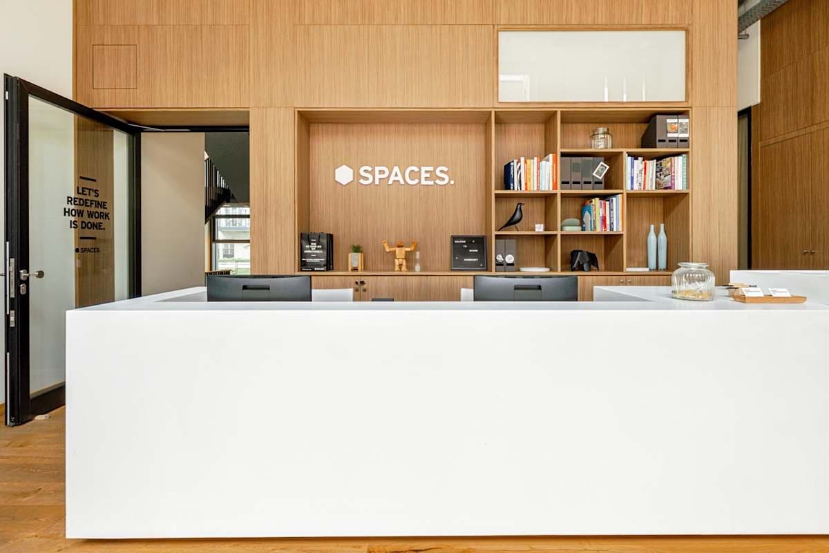Spaces - Dusseldorf interior photo 2