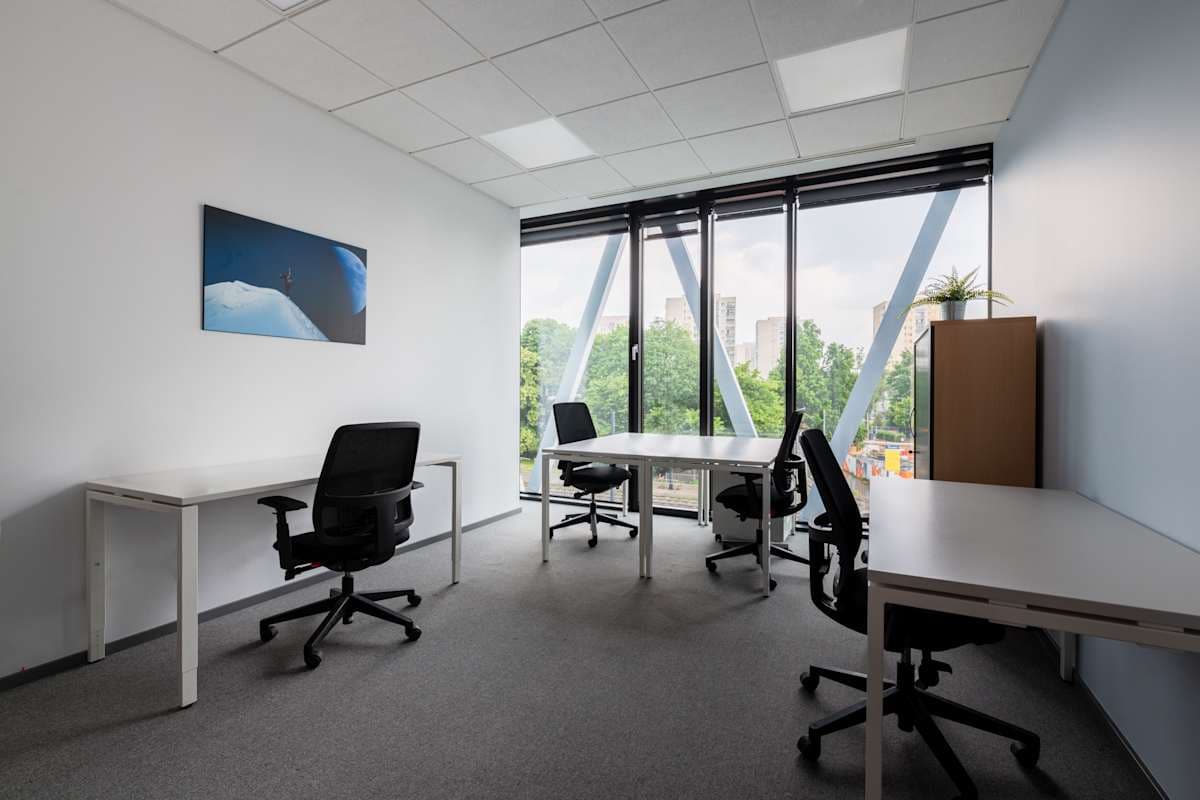 Regus - Warsaw, Villa Metro Wilanowska interior photo 4