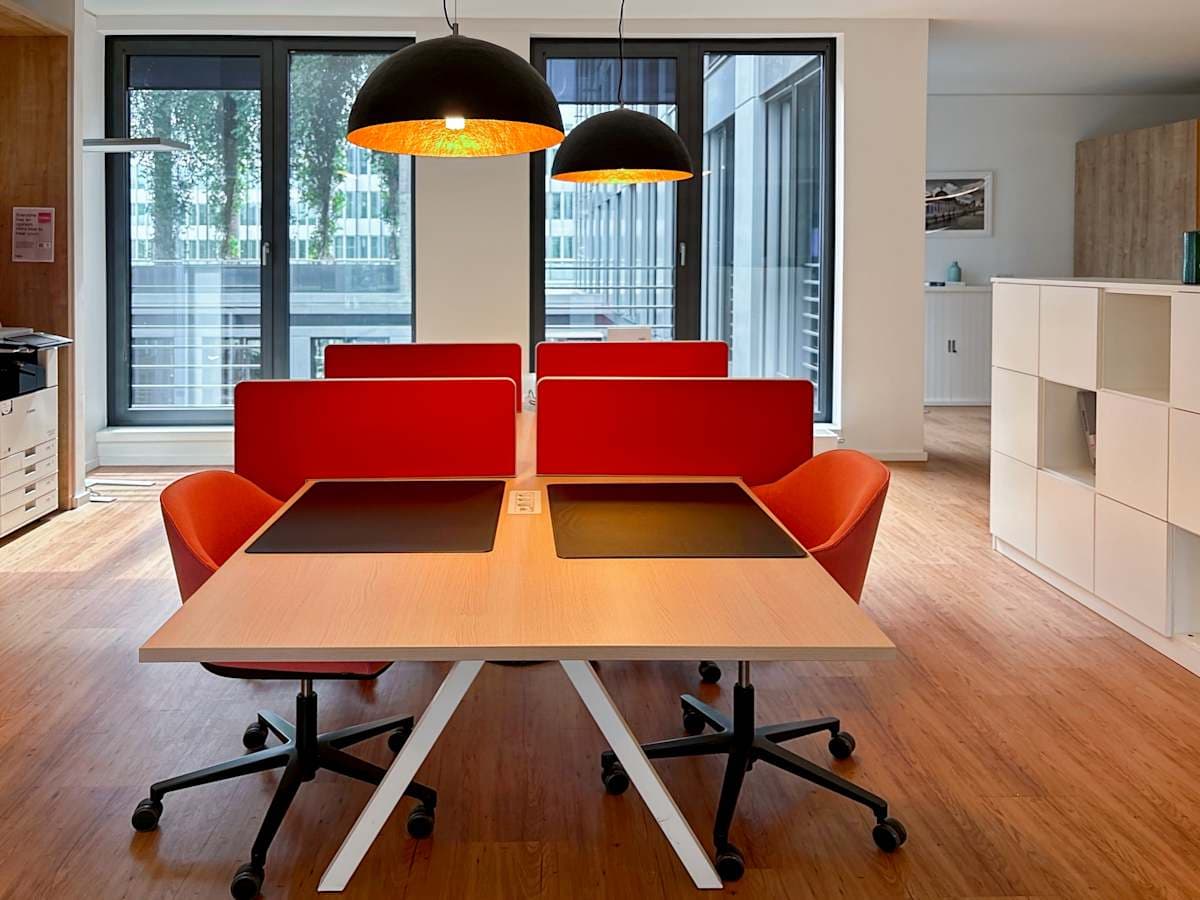 Regus - Hamburg, Hamburg City Nord interior photo 8