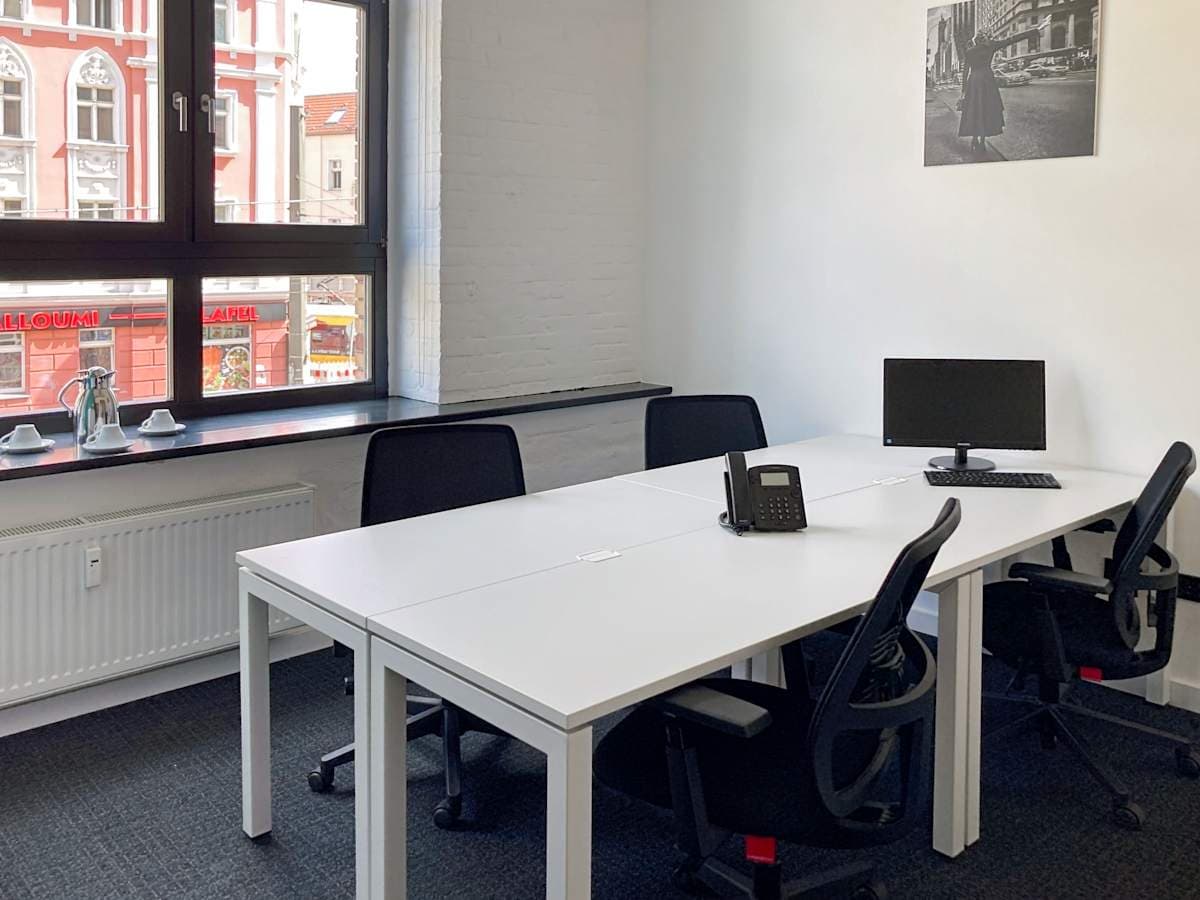 Regus Leuchtenfabrik interior photo 4