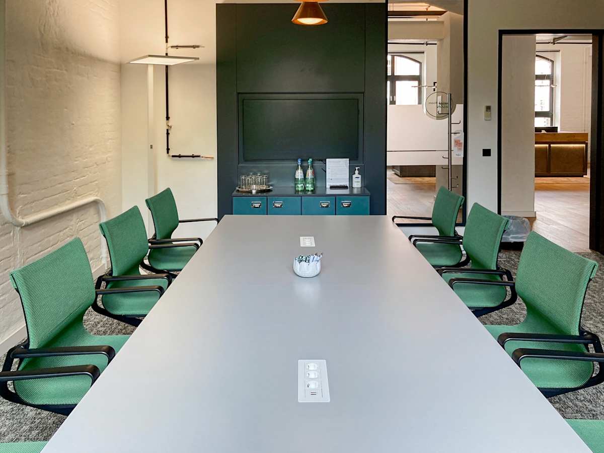 Regus Leuchtenfabrik interior photo 9