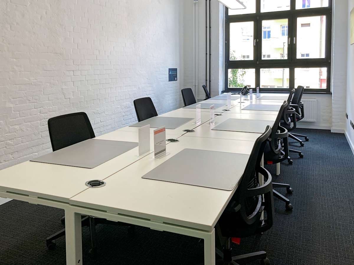 Regus Leuchtenfabrik interior photo 10