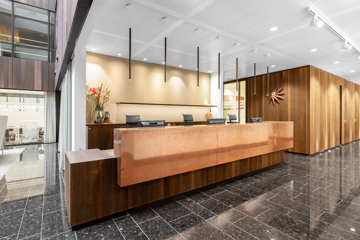 Regus - Amsterdam Atrium interior photo 2