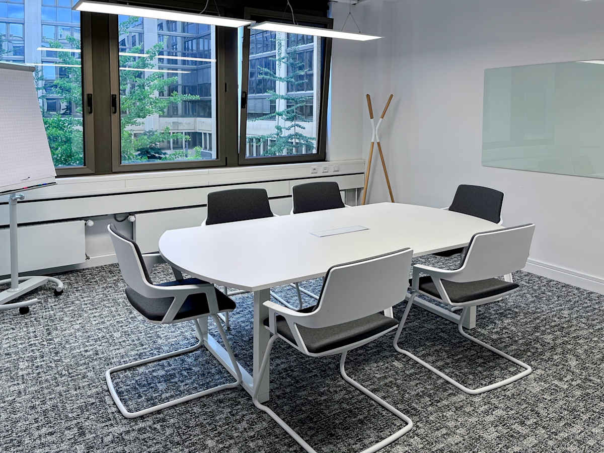 Regus - Munich, Perlach interior photo 12