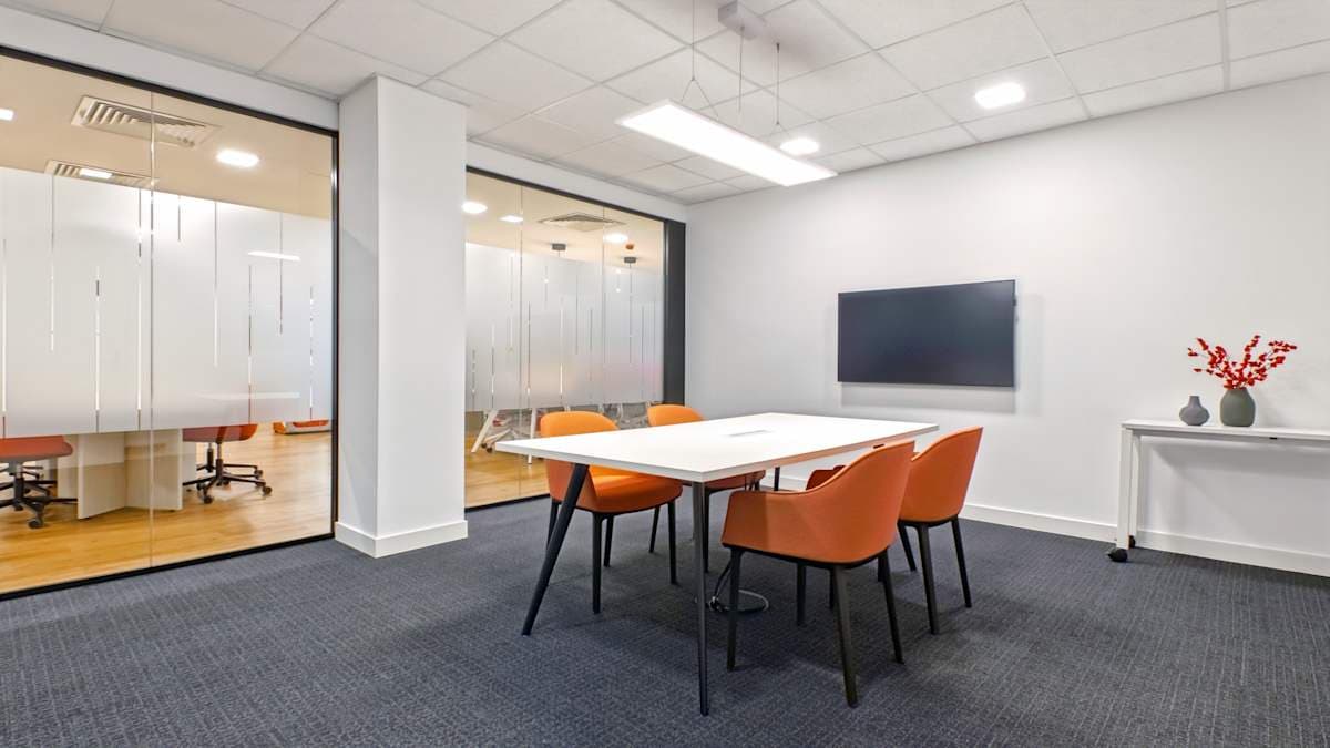Regus - Augsburg, Augsburg Hauptbahnhof interior photo 3