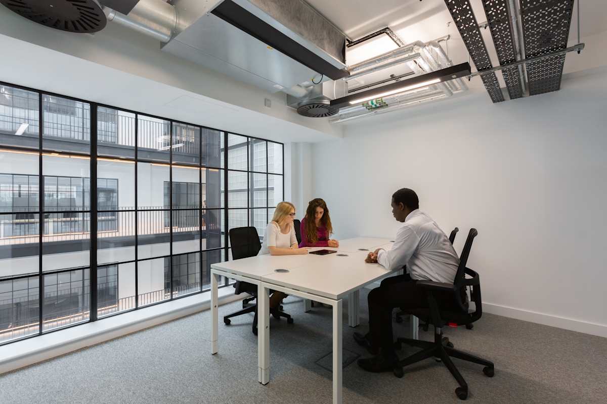 Spaces Shoreditch City Road interior photo 6