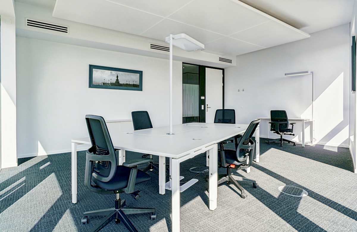 Regus Heidelberg Stadttor Ost interior photo 7